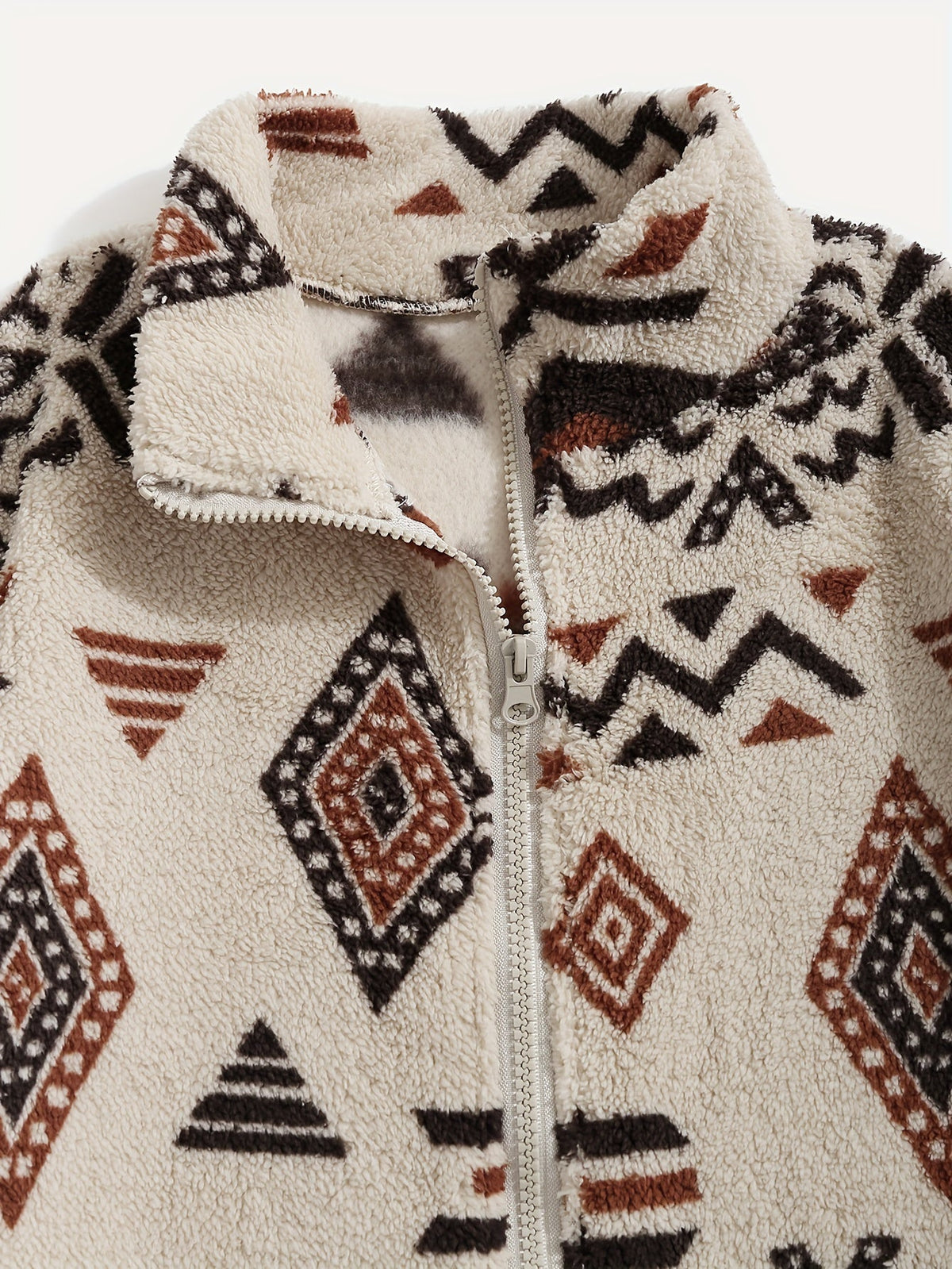 Women's plush patterned zip-up jacket with an adjustable hem