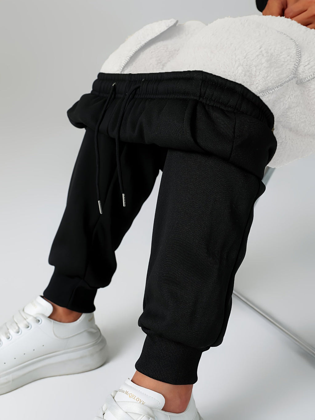 Women's soft-lined cuffed joggers with a drawstring waist and slant pockets