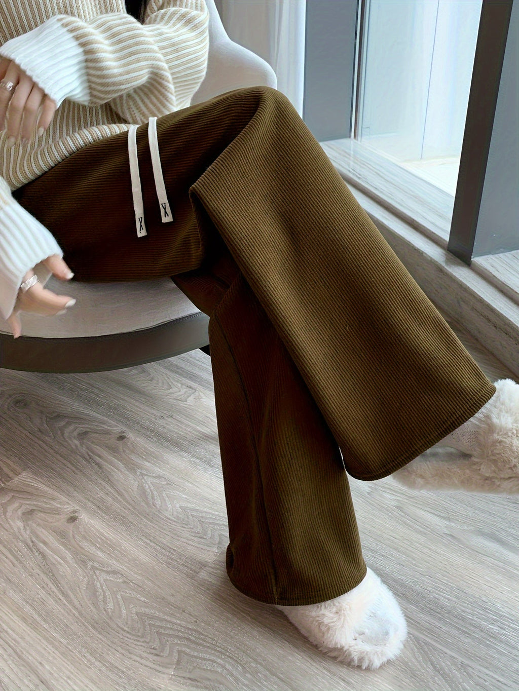 Women's ginger wide-leg lounge pants with a soft, cozy lining